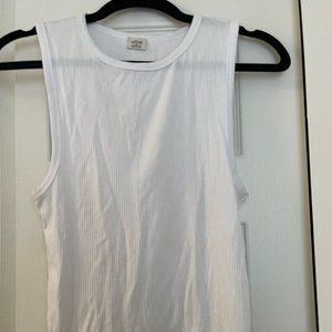 Aritzia Wilfred White Ribbed Tank - M